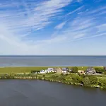 Apartmenthaus Vor Den Halligen Deichblick De Luxe